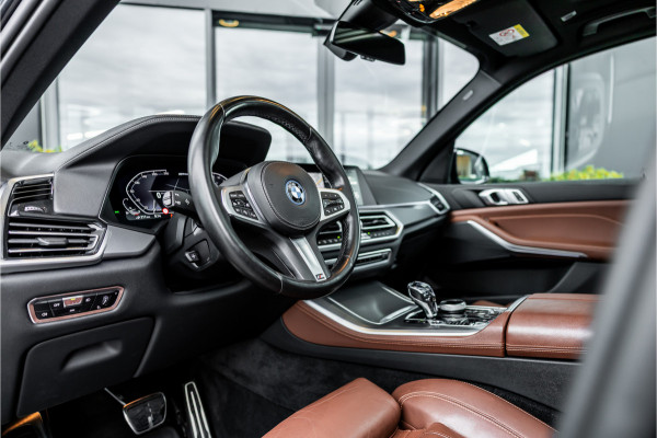 BMW X5 xDrive45e High Executive - M Sport | Panorama | Swarovski | Elek. Trekhaak | Luchtvering