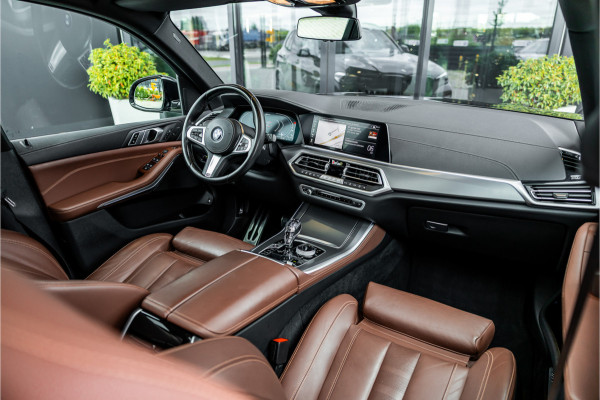 BMW X5 xDrive45e High Executive - M Sport | Panorama | Swarovski | Elek. Trekhaak | Luchtvering