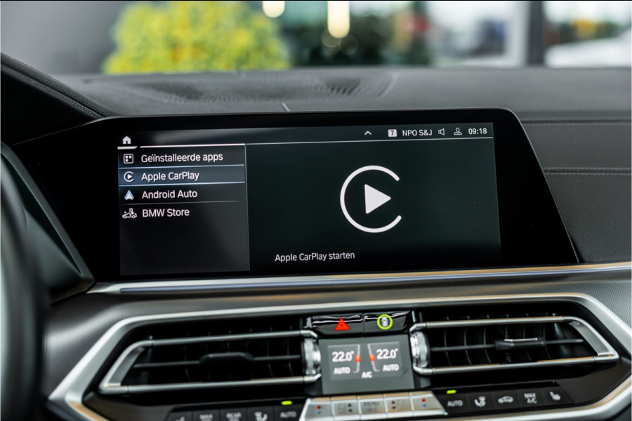 BMW X5 xDrive45e High Executive - M Sport | Panorama | Swarovski | Elek. Trekhaak | Luchtvering