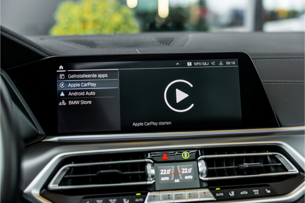 BMW X5 xDrive45e High Executive - M Sport | Panorama | Swarovski | Elek. Trekhaak | Luchtvering