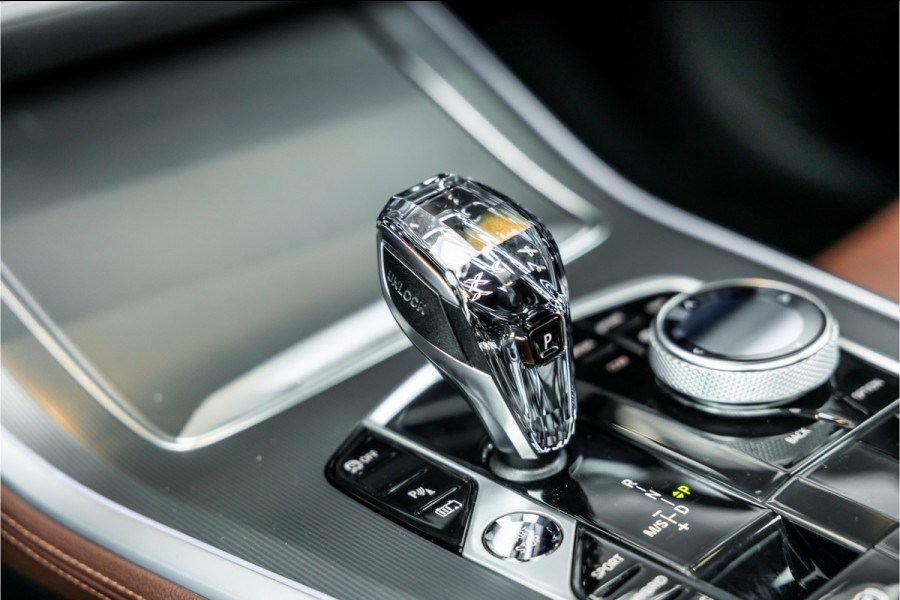 BMW X5 xDrive45e High Executive - M Sport | Panorama | Swarovski | Elek. Trekhaak | Luchtvering
