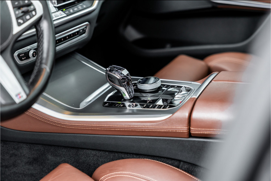 BMW X5 xDrive45e High Executive - M Sport | Panorama | Swarovski | Elek. Trekhaak | Luchtvering