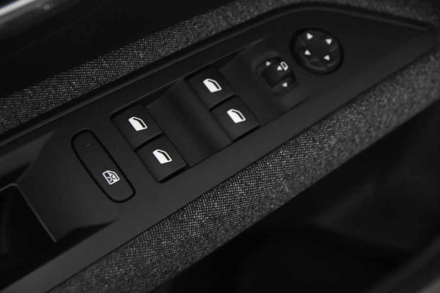 Peugeot 3008 Active 130 *1ste Eigenaar*Navigatie*Camera*Carplay*