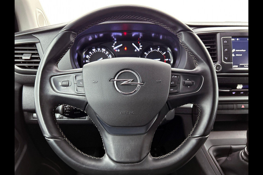 Opel Vivaro 145pk L3H1 Dubbele Cabine Sport Edition Navigatie Climate Control Trekhaak Trekhaak Parkeer sensoren Lichtmetalen Velgen