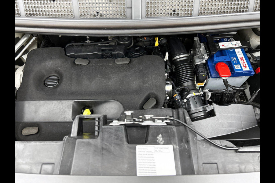 Opel Vivaro 145pk L3H1 Dubbele Cabine Sport Edition Navigatie Climate Control Trekhaak Trekhaak Parkeer sensoren Lichtmetalen Velgen
