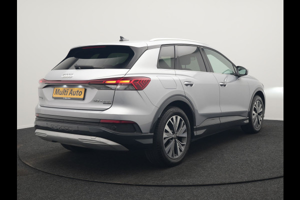 Audi Q4 e-tron 50 quattro Advanced edition 82 kWh 300pk Dealer O.H. | Apple Carplay | Voorstoelen Verwarmd | Navigatie Plus | 19"L.M | LED | Cruise Control | DAB | Virtual |
