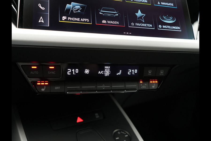 Audi Q4 e-tron 50 quattro Advanced edition 82 kWh 300pk Dealer O.H. | Apple Carplay | Voorstoelen Verwarmd | Navigatie Plus | 19"L.M | LED | Cruise Control | DAB | Virtual |