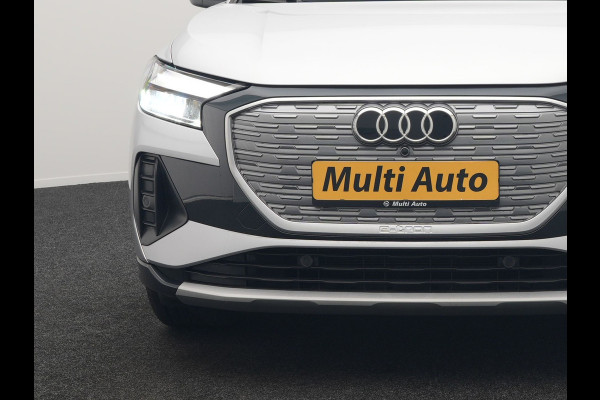 Audi Q4 e-tron 50 quattro Advanced edition 82 kWh 300pk Dealer O.H. | Apple Carplay | Voorstoelen Verwarmd | Navigatie Plus | 19"L.M | LED | Cruise Control | DAB | Virtual |