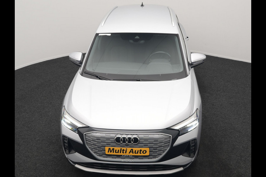 Audi Q4 e-tron 50 quattro Advanced edition 82 kWh 300pk Dealer O.H. | Apple Carplay | Voorstoelen Verwarmd | Navigatie Plus | 19"L.M | LED | Cruise Control | DAB | Virtual |