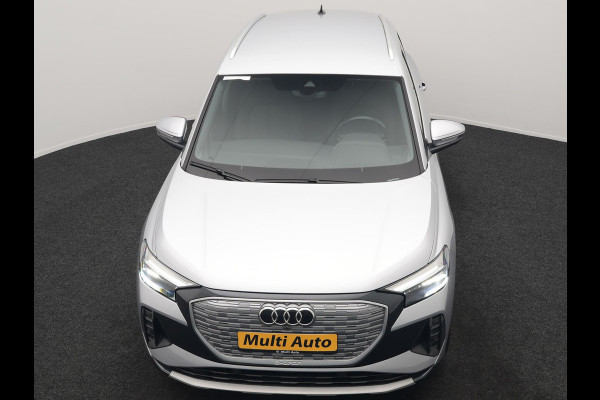 Audi Q4 e-tron 50 quattro Advanced edition 82 kWh 300pk Dealer O.H. | Apple Carplay | Voorstoelen Verwarmd | Navigatie Plus | 19"L.M | LED | Cruise Control | DAB | Virtual |