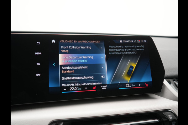 BMW iX1 xDrive30 67 kWh 313pk Dealer O.H. | Adaptief M Onderstel | Camera | Cruise Control | Stoelverwarming | Widescreen Navi | Park Assist | Apple Carplay | Navigatie | DAB | Standkachel |