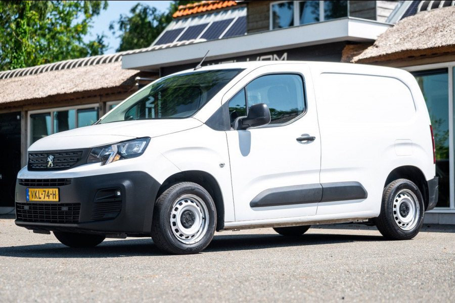 Peugeot Partner 1.2 PureTech Premium Airco I Cruise I Parkeersensoren I Bluetooth I Navigatie I NAP I Benzine