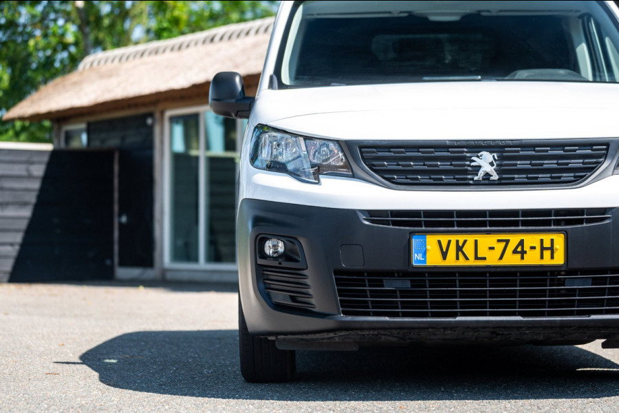 Peugeot Partner 1.2 PureTech Premium Airco I Cruise I Parkeersensoren I Bluetooth I Navigatie I NAP I Benzine