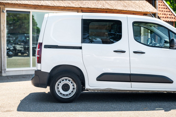 Peugeot Partner 1.2 PureTech Premium Airco I Cruise I Parkeersensoren I Bluetooth I Navigatie I NAP I Benzine