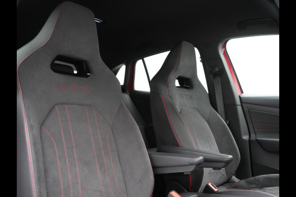 Volkswagen ID.4 GTX 4Motion 77 kWh 299pk Dealer O.H. | Sport Pakket Plus | Adaptive Cruise | Head Up | 360 Camera | Alcantara Sportstoelen Massage & Memory | IQ Light | Sfeerverlichting | Keyless | Blis | Apple Carplay | Stuur Verwarmd | Naviga