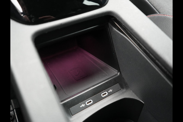 Volkswagen ID.4 GTX 4Motion 77 kWh 299pk Dealer O.H. | Sport Pakket Plus | Adaptive Cruise | Head Up | 360 Camera | Alcantara Sportstoelen Massage & Memory | IQ Light | Sfeerverlichting | Keyless | Blis | Apple Carplay | Stuur Verwarmd | Naviga
