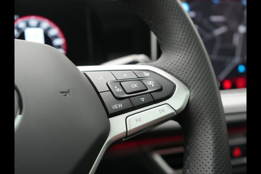 Volkswagen Tiguan 1.5 eHybrid R-Line Edition PHEV 204pk Dealer O.H. | Panodak | Adaptive Cruise | Head Up | 360 Camera | IQ Light | Sportstoelen Massage & Memory | Sfeerverlichting | Keyless | Blis | Apple Carplay | Navigatie | DAB | Plug In Hybrid |