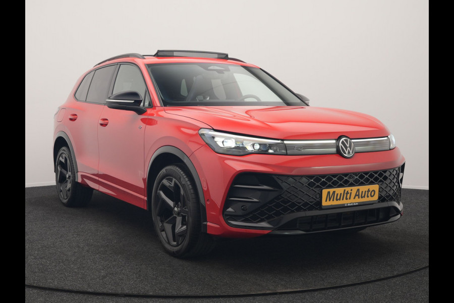 Volkswagen Tiguan 1.5 eHybrid R-Line Edition PHEV 204pk Dealer O.H. | Panodak | Adaptive Cruise | Head Up | 360 Camera | IQ Light | Sportstoelen Massage & Memory | Sfeerverlichting | Keyless | Blis | Apple Carplay | Navigatie | DAB | Plug In Hybrid |