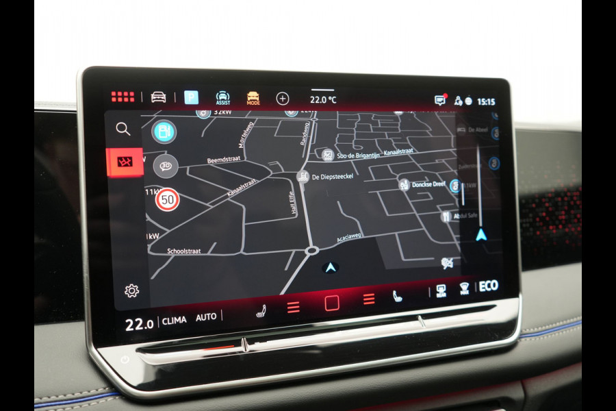 Volkswagen Tiguan 1.5 eHybrid R-Line Edition PHEV 204pk Dealer O.H. | Panodak | Adaptive Cruise | Head Up | 360 Camera | IQ Light | Sportstoelen Massage & Memory | Sfeerverlichting | Keyless | Blis | Apple Carplay | Navigatie | DAB | Plug In Hybrid |
