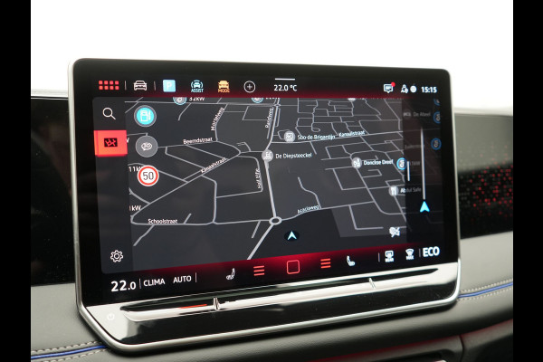 Volkswagen Tiguan 1.5 eHybrid R-Line Edition PHEV 204pk Dealer O.H. | Panodak | Adaptive Cruise | Head Up | 360 Camera | IQ Light | Sportstoelen Massage & Memory | Sfeerverlichting | Keyless | Blis | Apple Carplay | Navigatie | DAB | Plug In Hybrid |