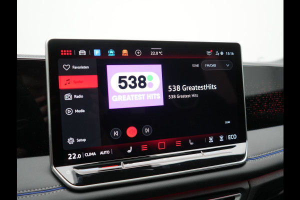 Volkswagen Tiguan 1.5 eHybrid R-Line Edition PHEV 204pk Dealer O.H. | Panodak | Adaptive Cruise | Head Up | 360 Camera | IQ Light | Sportstoelen Massage & Memory | Sfeerverlichting | Keyless | Blis | Apple Carplay | Navigatie | DAB | Plug In Hybrid |