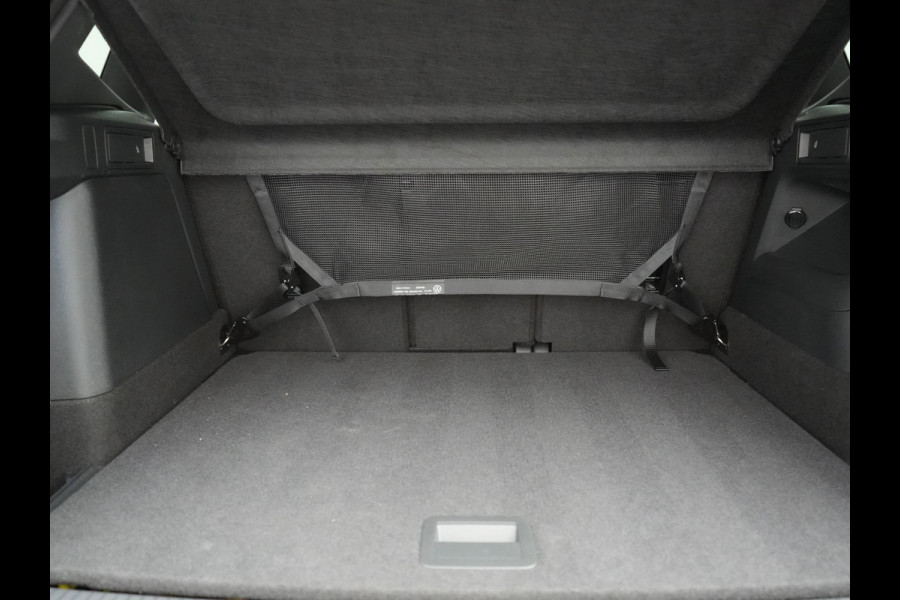 Volkswagen Tiguan 1.5 eHybrid R-Line Edition PHEV 204pk Dealer O.H. | Panodak | Adaptive Cruise | Head Up | 360 Camera | IQ Light | Sportstoelen Massage & Memory | Sfeerverlichting | Keyless | Blis | Apple Carplay | Navigatie | DAB | Plug In Hybrid |