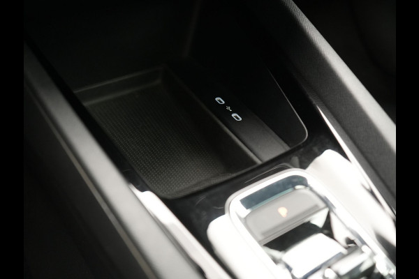 Škoda Octavia Combi 1.4 TSI iV RS PHEV 245pk Dealer O.H. | Panodak | Adaptive Cruise | Camera | Sportstoelen Verwarmd | Sfeerverlichting | Apple Carplay | Crystal LED | Keyless | Navigatie | DAB | Virtual Cockpit | 19"L.M | Plug In Hybrid |