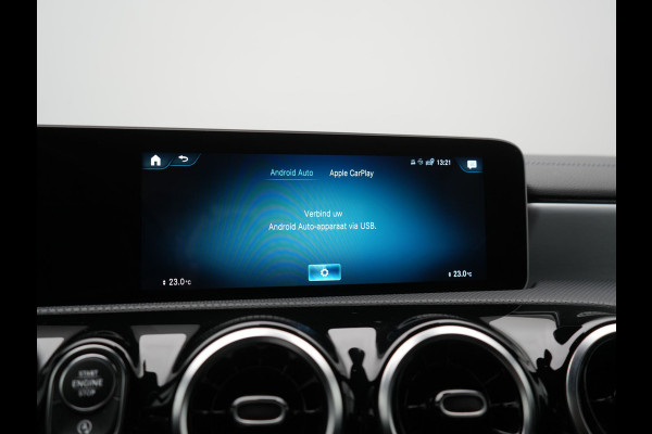 Mercedes-Benz CLA-Klasse **NIEUW MODEL** 200 Advantage 164pk | Trekhaak | Camera | Widescreen Navi | Park Assist | Apple Carplay | Cruise Control | Lane Assist | DAB | 18"L.M " |