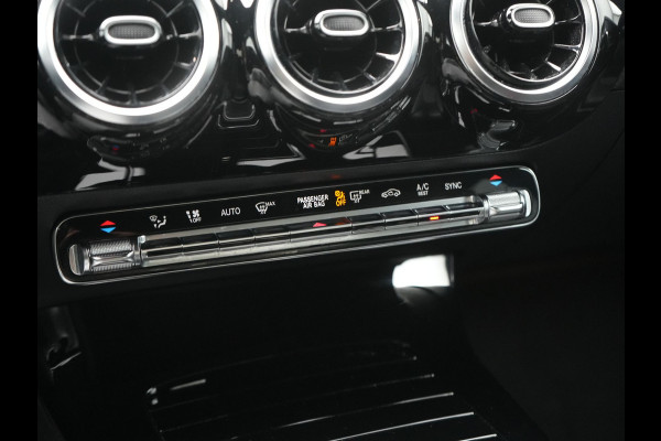 Mercedes-Benz CLA-Klasse **NIEUW MODEL** 200 Advantage 164pk | Trekhaak | Camera | Widescreen Navi | Park Assist | Apple Carplay | Cruise Control | Lane Assist | DAB | 18"L.M " |