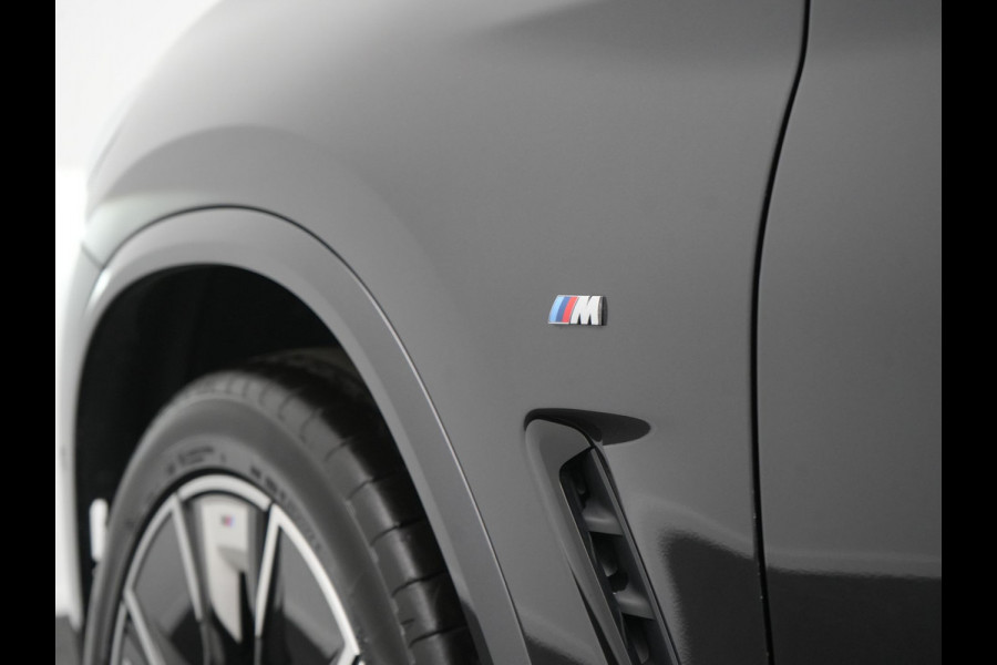 BMW iX3 M Sport High Executive 80 kWh 286pk Dealer O.H. | Panodak | Adaptive Cruise | Head Up | 360 Camera | Harman / Kardon | Lederen Sportstoelen Memory & Verwarmd | Keyless | Blis | Stuur Verwarmd | Sfeerverlichting | Apple Carplay | 20"L.M |