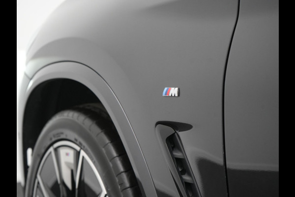 BMW iX3 M Sport High Executive 80 kWh 286pk Dealer O.H. | Panodak | Adaptive Cruise | Head Up | 360 Camera | Harman / Kardon | Lederen Sportstoelen Memory & Verwarmd | Keyless | Blis | Stuur Verwarmd | Sfeerverlichting | Apple Carplay | 20"L.M |