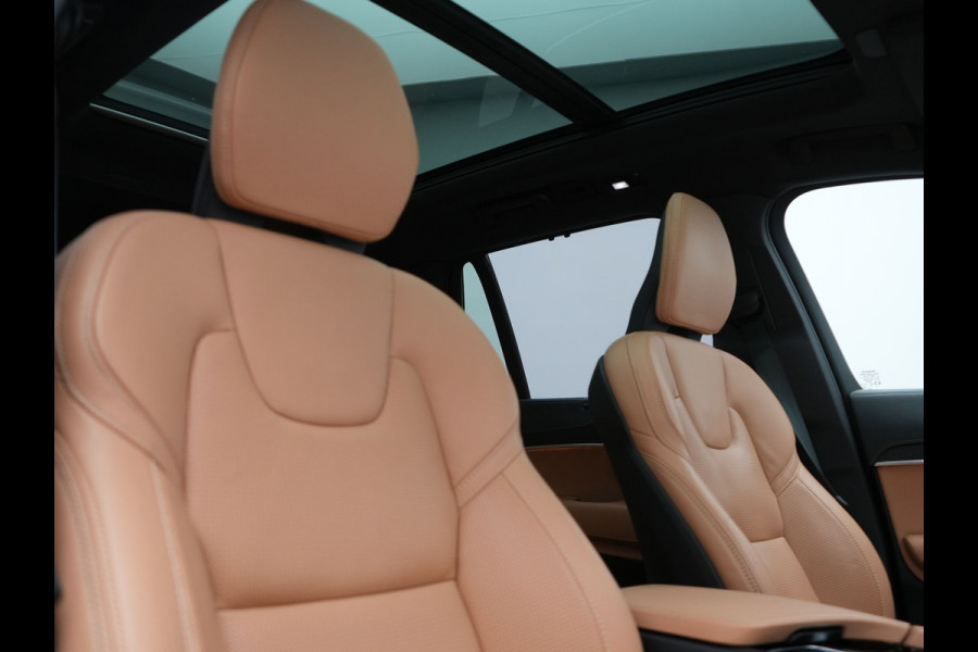 Volvo XC90 T8 AWD Ultimate Bright 7 Persoons LONG RANGE PHEV 455pk Dealer O.H. | Trekhaak Af Fabriek | Panodak | Head Up | Adaptive Cruise | 360 Camera | Bowers & Wilkins | Lederen Sportstoelen Massage & Memory & Ventilatie | Google Assistent | Stoelen & Stuur Verwarmd  | Keyless | Blis | Plug In Hybrid |