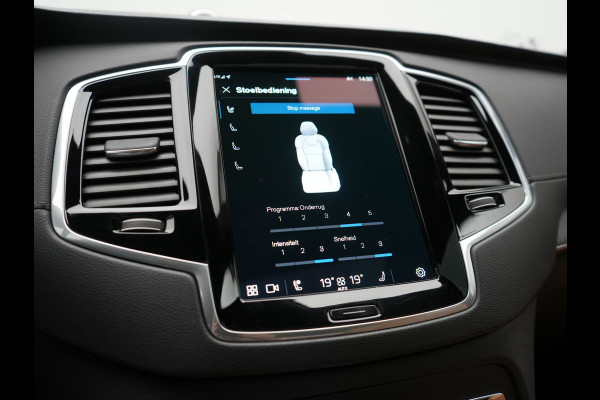 Volvo XC90 T8 AWD Ultimate Bright 7 Persoons LONG RANGE PHEV 455pk Dealer O.H. | Trekhaak Af Fabriek | Panodak | Head Up | Adaptive Cruise | 360 Camera | Bowers & Wilkins | Lederen Sportstoelen Massage & Memory & Ventilatie | Google Assistent | Stoelen & Stuur Verwarmd  | Keyless | Blis | Plug In Hybrid |
