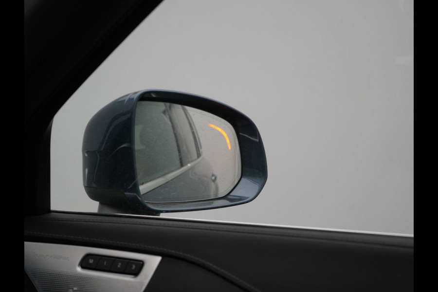 Volvo XC90 T8 AWD Ultimate Bright 7 Persoons LONG RANGE PHEV 455pk Dealer O.H. | Trekhaak Af Fabriek | Panodak | Head Up | Adaptive Cruise | 360 Camera | Bowers & Wilkins | Lederen Sportstoelen Massage & Memory & Ventilatie | Google Assistent | Stoelen & Stuur Verwarmd  | Keyless | Blis | Plug In Hybrid |