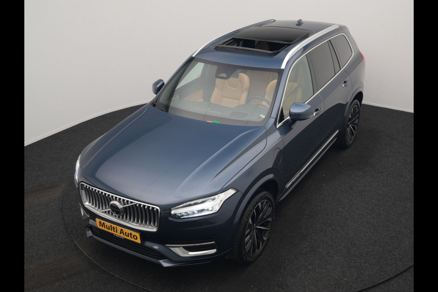 Volvo XC90 T8 AWD Ultimate Bright 7 Persoons LONG RANGE PHEV 455pk Dealer O.H. | Trekhaak Af Fabriek | Panodak | Head Up | Adaptive Cruise | 360 Camera | Bowers & Wilkins | Lederen Sportstoelen Massage & Memory & Ventilatie | Google Assistent | Stoelen & Stuur Verwarmd  | Keyless | Blis | Plug In Hybrid |