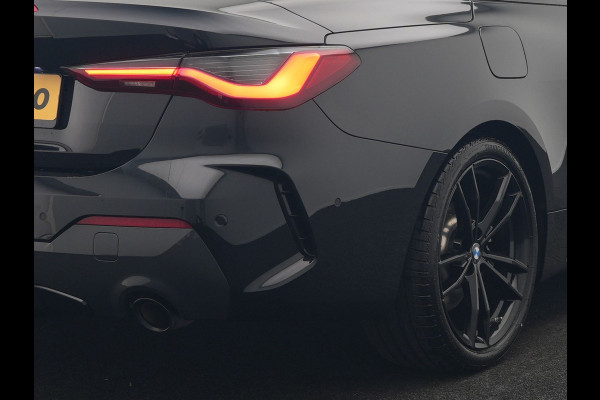 BMW 4 Serie Cabrio 430i M Sport 245pk Dealer O.H. | Adaptief Onderstel | Nekverwarming | Camera | Lederen Sportstoelen Memory & Verwarmd | Hifi Audio | Sfeerverlichting | Stuur Verwarmd | 19"L.M | Blis | Apple Carplay | Navigatie | DAB |
