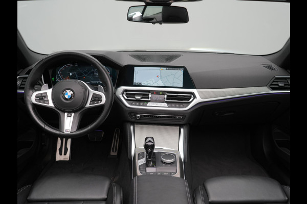 BMW 4 Serie Cabrio 430i M Sport 245pk Dealer O.H. | Adaptief Onderstel | Nekverwarming | Camera | Lederen Sportstoelen Memory & Verwarmd | Hifi Audio | Sfeerverlichting | Stuur Verwarmd | 19"L.M | Blis | Apple Carplay | Navigatie | DAB |