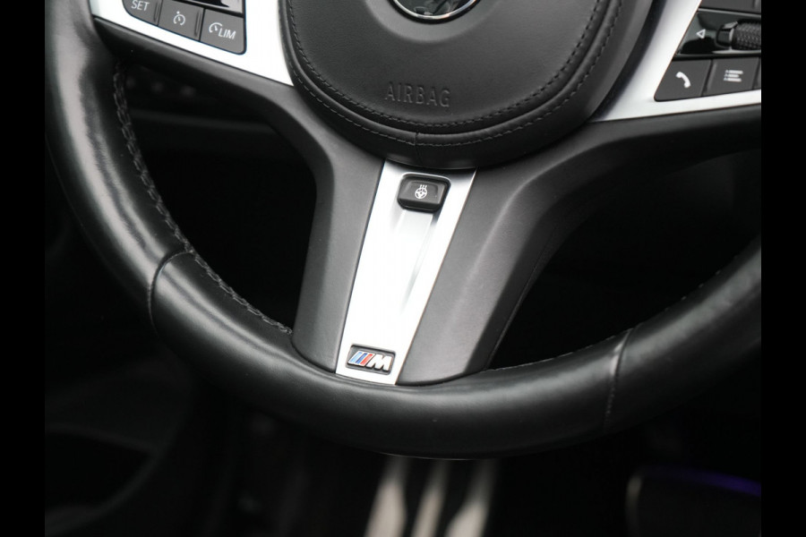 BMW 4 Serie Cabrio 430i M Sport 245pk Dealer O.H. | Adaptief Onderstel | Nekverwarming | Camera | Lederen Sportstoelen Memory & Verwarmd | Hifi Audio | Sfeerverlichting | Stuur Verwarmd | 19"L.M | Blis | Apple Carplay | Navigatie | DAB |