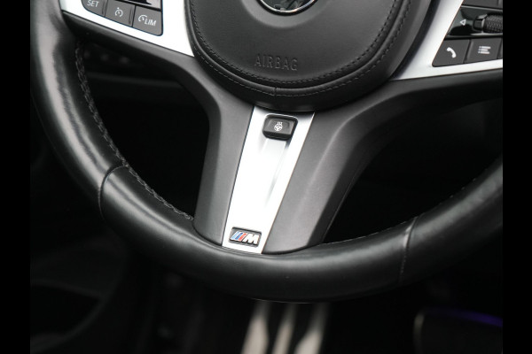 BMW 4 Serie Cabrio 430i M Sport 245pk Dealer O.H. | Adaptief Onderstel | Nekverwarming | Camera | Lederen Sportstoelen Memory & Verwarmd | Hifi Audio | Sfeerverlichting | Stuur Verwarmd | 19"L.M | Blis | Apple Carplay | Navigatie | DAB |