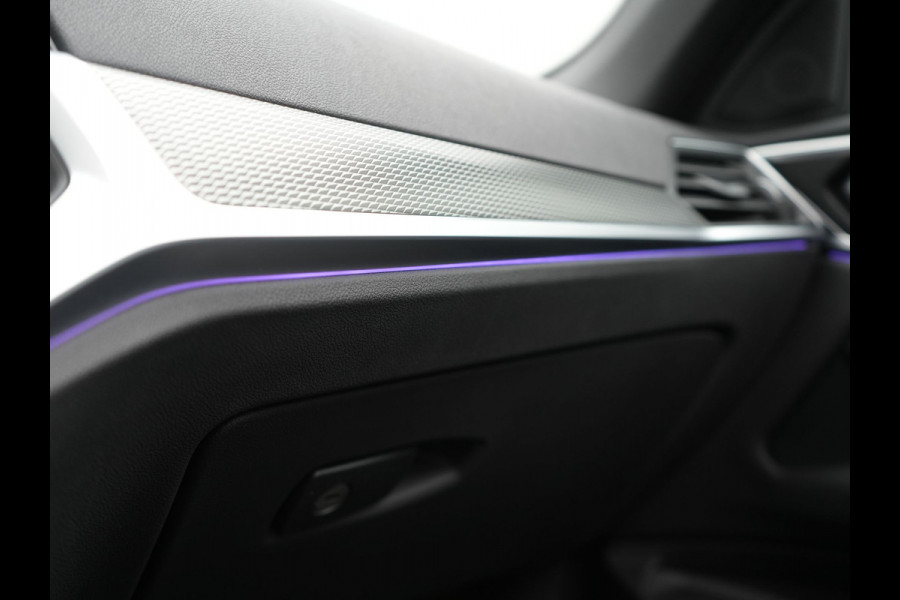 BMW 4 Serie Cabrio 430i M Sport 245pk Dealer O.H. | Adaptief Onderstel | Nekverwarming | Camera | Lederen Sportstoelen Memory & Verwarmd | Hifi Audio | Sfeerverlichting | Stuur Verwarmd | 19"L.M | Blis | Apple Carplay | Navigatie | DAB |
