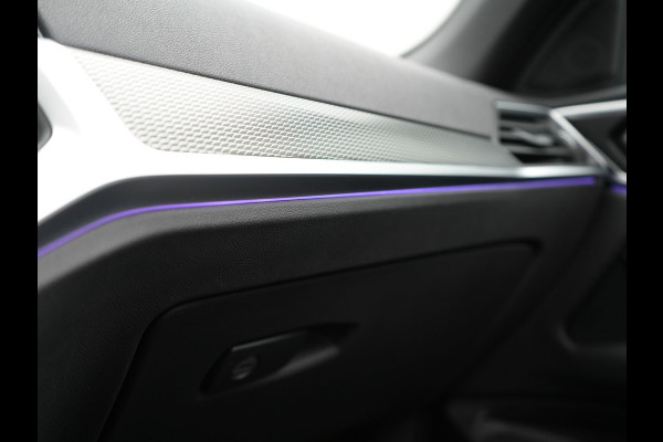 BMW 4 Serie Cabrio 430i M Sport 245pk Dealer O.H. | Adaptief Onderstel | Nekverwarming | Camera | Lederen Sportstoelen Memory & Verwarmd | Hifi Audio | Sfeerverlichting | Stuur Verwarmd | 19"L.M | Blis | Apple Carplay | Navigatie | DAB |