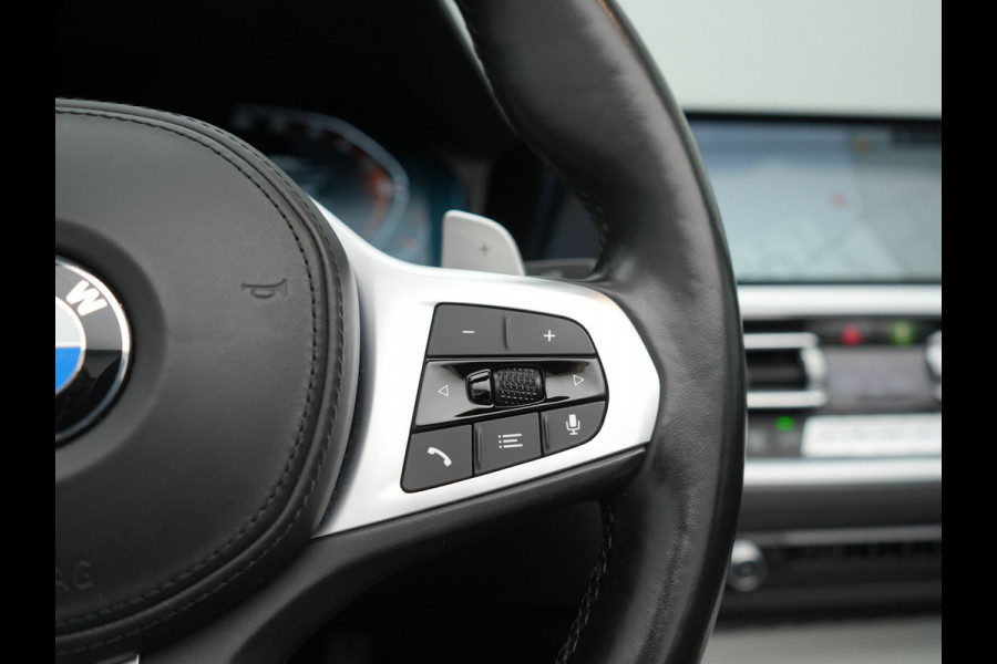 BMW 4 Serie Cabrio 430i M Sport 245pk Dealer O.H. | Adaptief Onderstel | Nekverwarming | Camera | Lederen Sportstoelen Memory & Verwarmd | Hifi Audio | Sfeerverlichting | Stuur Verwarmd | 19"L.M | Blis | Apple Carplay | Navigatie | DAB |