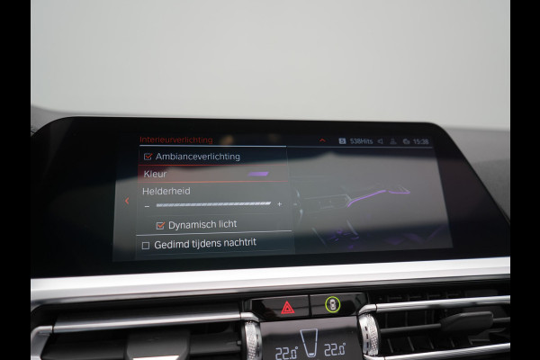 BMW 4 Serie Cabrio 430i M Sport 245pk Dealer O.H. | Adaptief Onderstel | Nekverwarming | Camera | Lederen Sportstoelen Memory & Verwarmd | Hifi Audio | Sfeerverlichting | Stuur Verwarmd | 19"L.M | Blis | Apple Carplay | Navigatie | DAB |