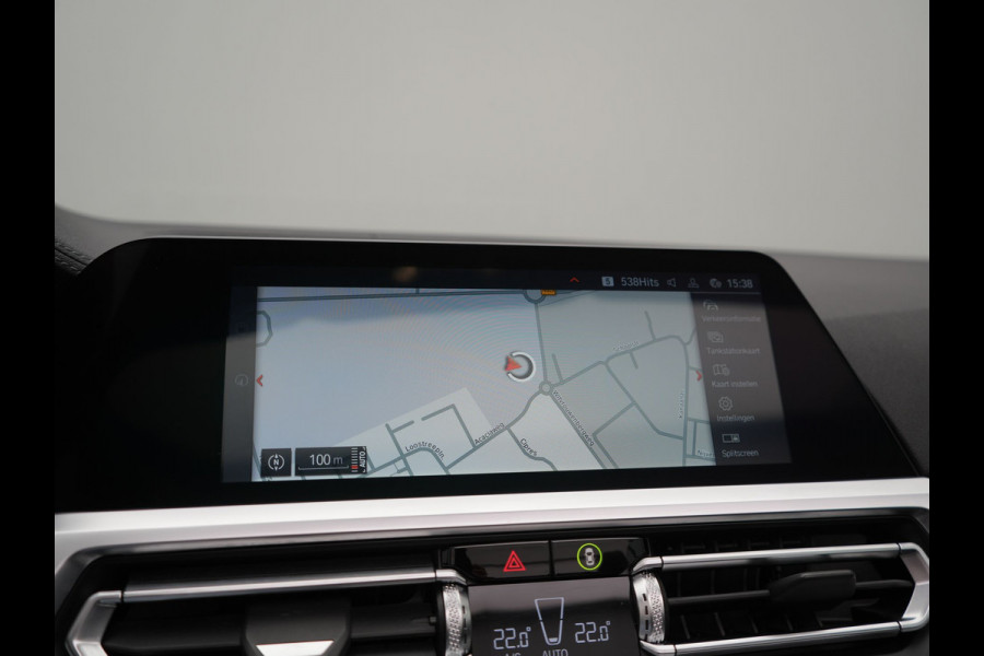 BMW 4 Serie Cabrio 430i M Sport 245pk Dealer O.H. | Adaptief Onderstel | Nekverwarming | Camera | Lederen Sportstoelen Memory & Verwarmd | Hifi Audio | Sfeerverlichting | Stuur Verwarmd | 19"L.M | Blis | Apple Carplay | Navigatie | DAB |