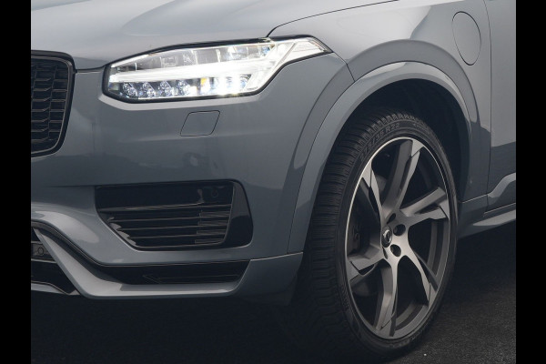 Volvo XC90 T8 Recharge AWD R-Design 7 Persoons Long Range PHEV 456pk Dealer O.H | Luchtvering | Trekhaak Af Fabriek | Panodak | 360 Camera | Adaptive Cruise | Harman  / Kardon | Alcantara Sportstoelen Memory & Verwarmd | Keyless | Pilot Assist | Apple Carplay | Stuur Verwarmd | BLIS | Adaptive LED | Navigatie | Virtual | DAB | 22"L.M | Plug In Hybrid |