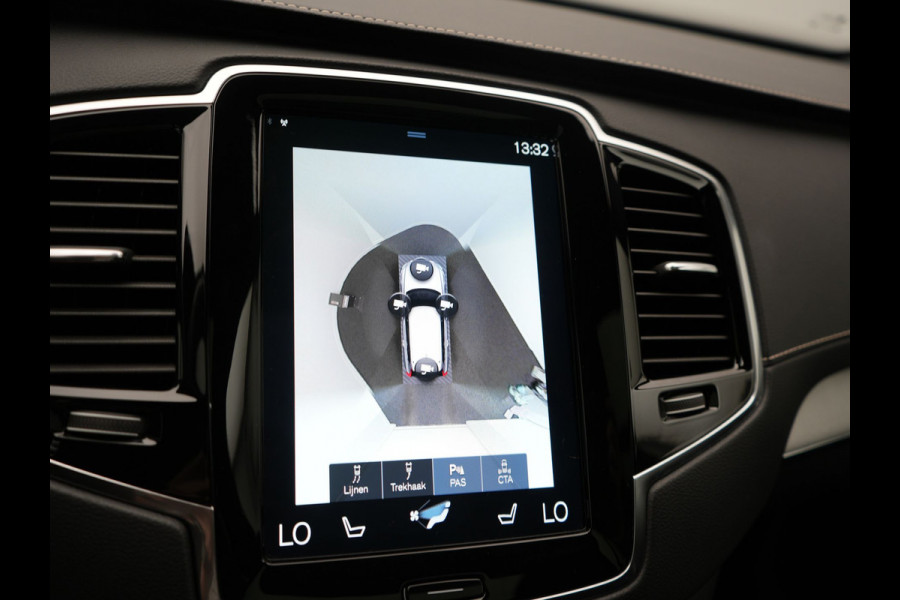 Volvo XC90 T8 Recharge AWD R-Design 7 Persoons Long Range PHEV 456pk Dealer O.H | Luchtvering | Trekhaak Af Fabriek | Panodak | 360 Camera | Adaptive Cruise | Harman  / Kardon | Alcantara Sportstoelen Memory & Verwarmd | Keyless | Pilot Assist | Apple Carplay | Stuur Verwarmd | BLIS | Adaptive LED | Navigatie | Virtual | DAB | 22"L.M | Plug In Hybrid |