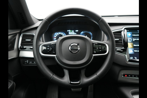 Volvo XC90 T8 Recharge AWD R-Design 7 Persoons Long Range PHEV 456pk Dealer O.H | Luchtvering | Trekhaak Af Fabriek | Panodak | 360 Camera | Adaptive Cruise | Harman  / Kardon | Alcantara Sportstoelen Memory & Verwarmd | Keyless | Pilot Assist | Apple Carplay | Stuur Verwarmd | BLIS | Adaptive LED | Navigatie | Virtual | DAB | 22"L.M | Plug In Hybrid |