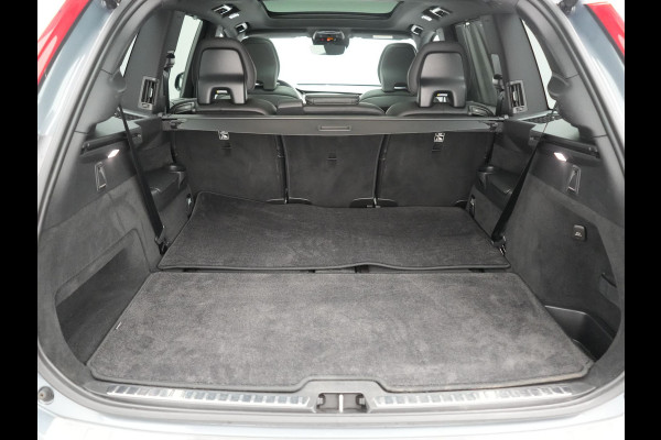 Volvo XC90 T8 Recharge AWD R-Design 7 Persoons Long Range PHEV 456pk Dealer O.H | Luchtvering | Trekhaak Af Fabriek | Panodak | 360 Camera | Adaptive Cruise | Harman  / Kardon | Alcantara Sportstoelen Memory & Verwarmd | Keyless | Pilot Assist | Apple Carplay | Stuur Verwarmd | BLIS | Adaptive LED | Navigatie | Virtual | DAB | 22"L.M | Plug In Hybrid |