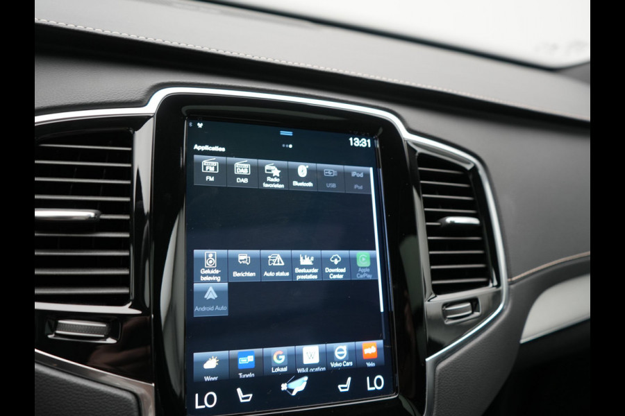 Volvo XC90 T8 Recharge AWD R-Design 7 Persoons Long Range PHEV 456pk Dealer O.H | Luchtvering | Trekhaak Af Fabriek | Panodak | 360 Camera | Adaptive Cruise | Harman  / Kardon | Alcantara Sportstoelen Memory & Verwarmd | Keyless | Pilot Assist | Apple Carplay | Stuur Verwarmd | BLIS | Adaptive LED | Navigatie | Virtual | DAB | 22"L.M | Plug In Hybrid |