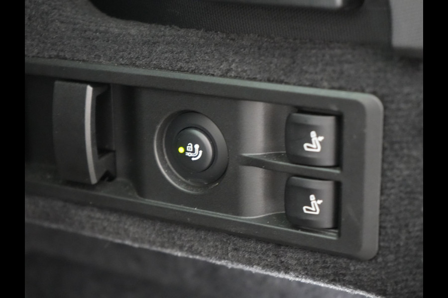 BMW 3 Serie Touring 330e Sportline PHEV 293pk Dealer O.H. | Dravitgrau | Trekhaak Af Fabriek | Adaptive Cruise | Laser LED | Head Up | Adaptief Onderstel | Camera | Sportstoelen Verwarmd | Sfeerverlichting | Keyless | Blis | Apple Carplay | 19"L.M | Plug In Hybrid |